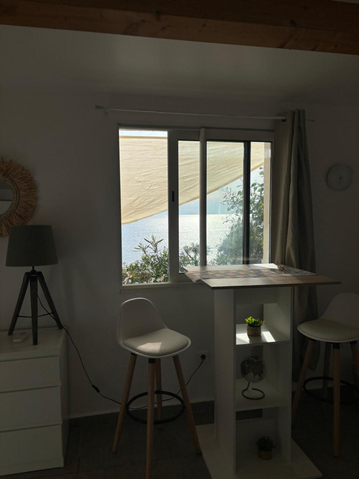 Apartment Bord De 2 Personnes