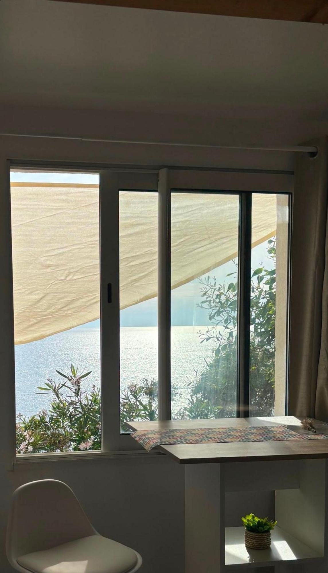 Apartment Bord De 2 Personnes *